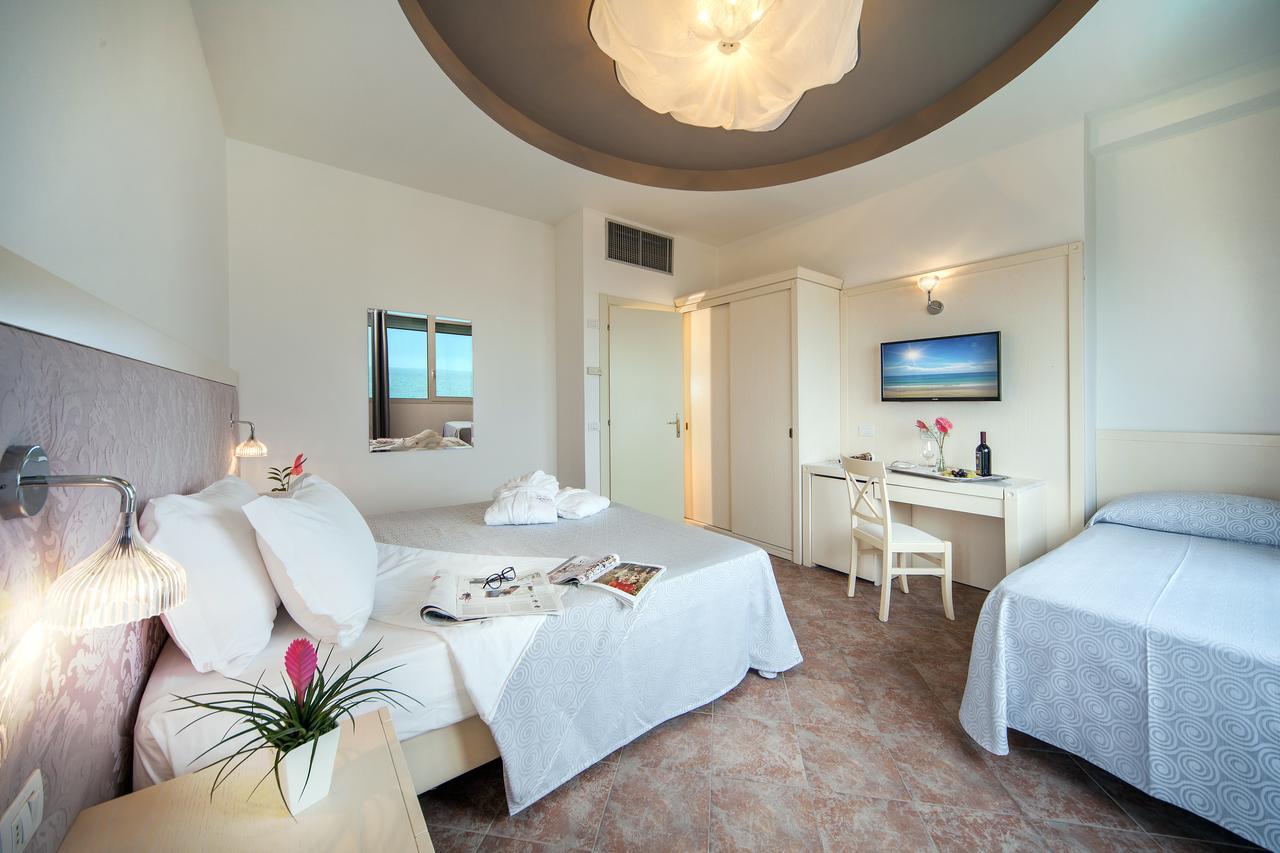Hotel Doge Milano Marittima Exterior foto